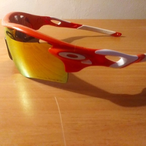 Oakley Other - Authentic Oakley RadarLock (Low Bridge Fit) 009206-08 131
